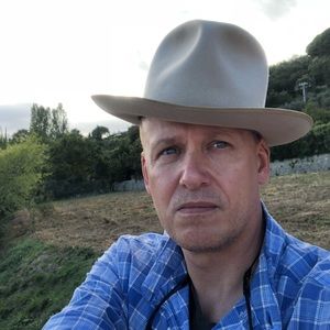 Meet your Posher, Daniel